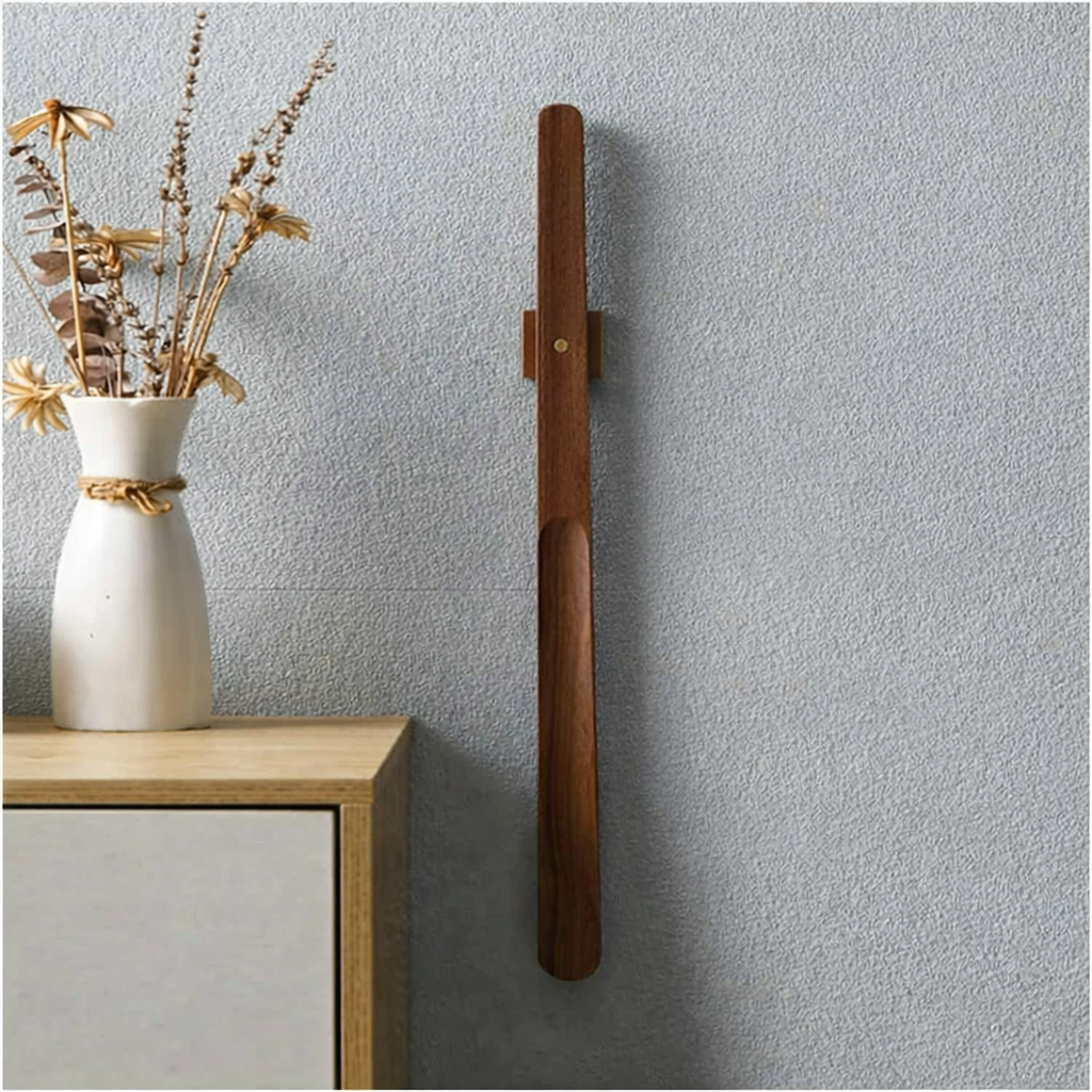 Magnetiskt skohorn i massivt trä, 55 cm